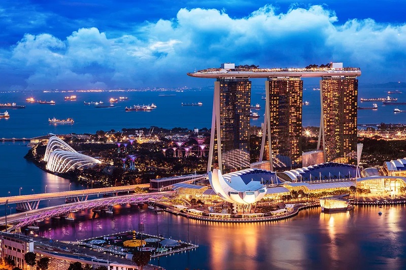 Hurry up and go for a long step in Singapore! Six reasons to live in Singapore