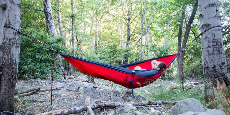 Make Your Trips Extra Comfortable With A Camping Hammock