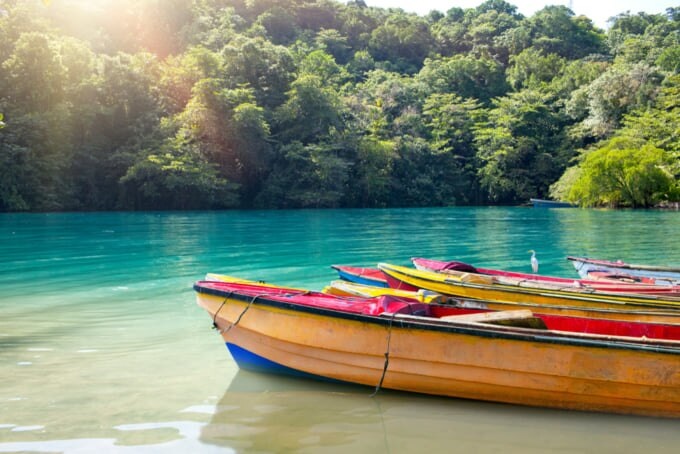 THINGS TO KNOW WHEN TRAVELING TO JAMAICA