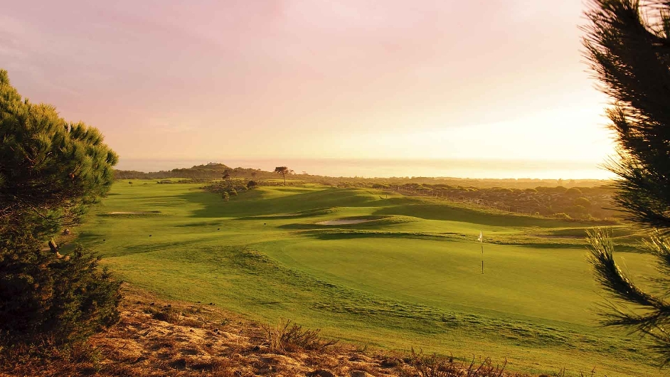 Try Out Golf Holiday Portugal To Rejuvenate Your Mind