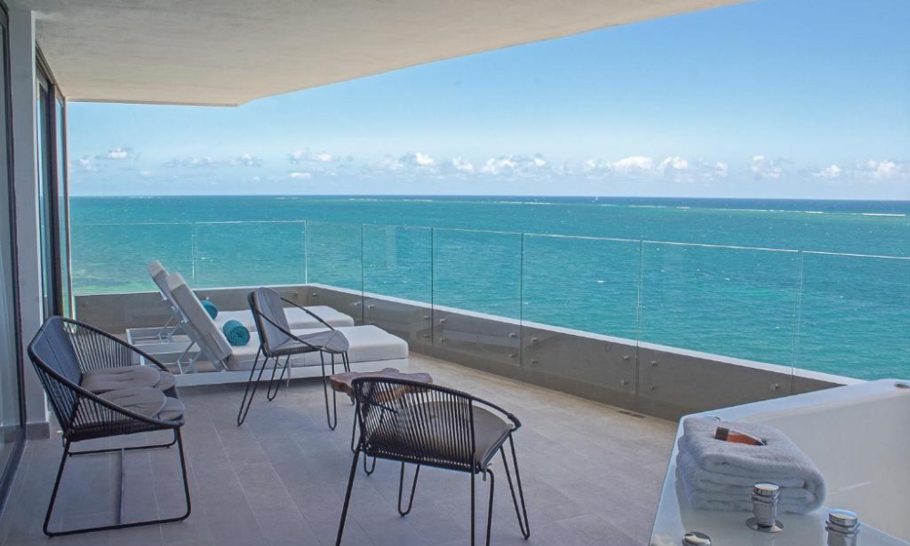 Seaside Serenity: Discover the Magic of Hotel Oceanfront Balcony Rooms